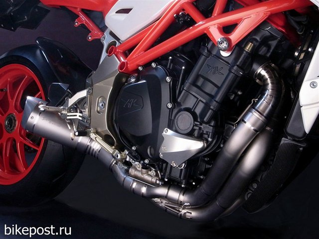 Выхлопные трубы Motocorse для мотоциклов MV Agusta F4 и Brutale