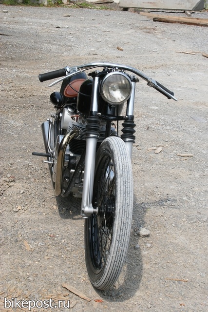 Кастом «Black Bike» на базе BSA A10 1958