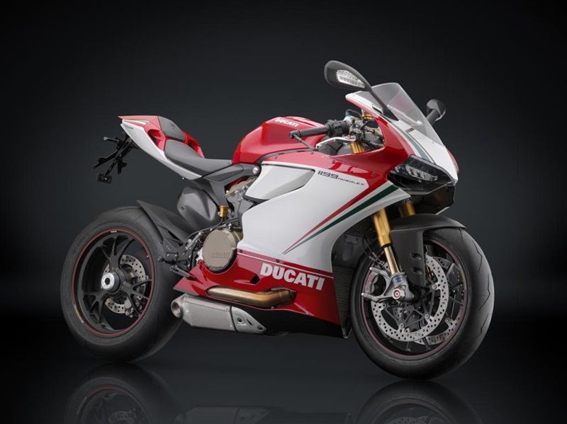 Спортбайк Ducati 1199 Panigale с аксессуарами Rizoma